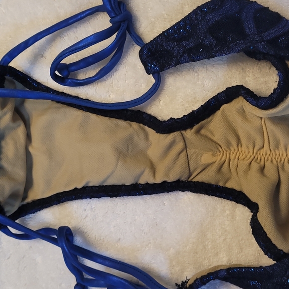 Ravish Sands bikini - Picture 4 of 5